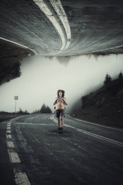 İki yollar-arasında yukarı ve aşağı
