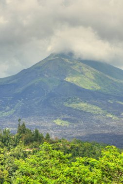 Endonesi, Bali adasındaki Batur volkanı manzarası