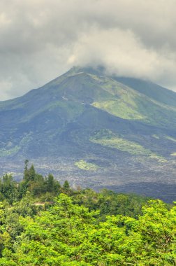 Endonesi, Bali adasındaki Batur volkanı manzarası