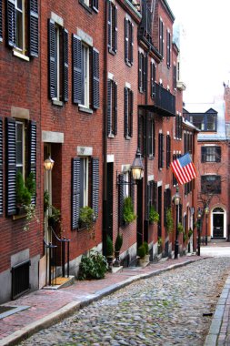 Beacon Hill zengin bir Federal stilinde sıraevler, mahallemiz bazı Amerika Birleşik Devletleri'nde en yüksek özellik değerleri ile
