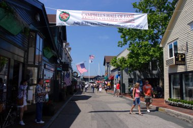 Newport şehir ve eski liman (Rhode Island görünümü).