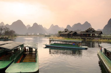 Yangshuo Guilin, Çin 'de manzara