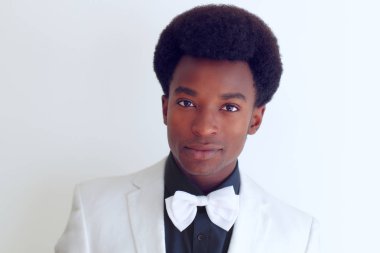 Papyon beyaz ceket zerafet klasik tarzı genç adam