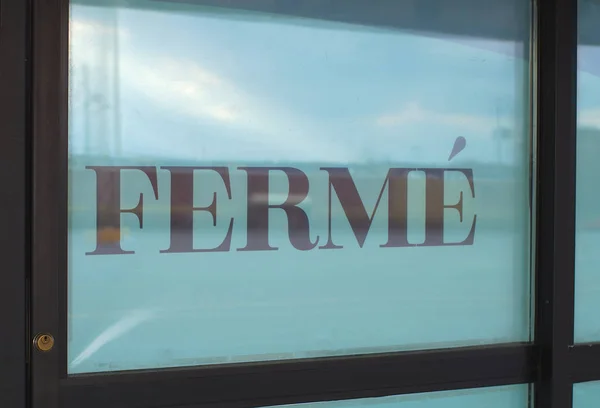fransız kapalı tabela iflas iş kapı vitrin 