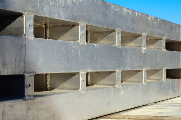 Estrutura metálica peça de alumínio feixe de construção — Fotografia de Stock