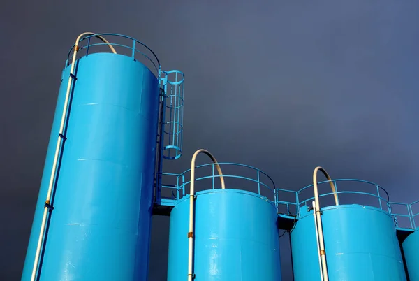 Silo Tanque Armazenamento Líquido Indústria Recipiente Fábrica Equipamento — Fotografia de Stock