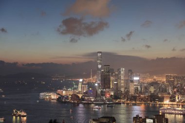 Kowloon yan alacakaranlık gökyüzü günbatımı 