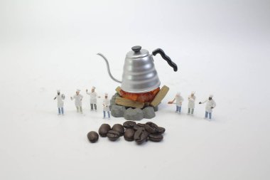 kahve fasulyesi, seçici odak ile çalışan bir kişi