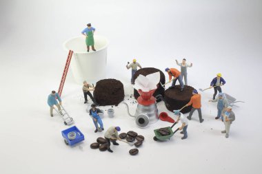 kahve fasulyesi, seçici odak ile çalışan bir kişi