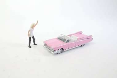 mini dünya eğlenceli araba ile figür