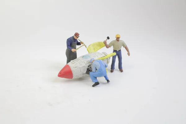 Mini Figure Work Broken Space Ship — стоковое фото