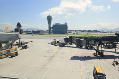 Orta Saha kalabalık Chek Lap Kok Havalimanı