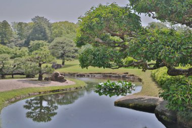 bir Korakuen; Okayama Japon bahçesinde; Japonya