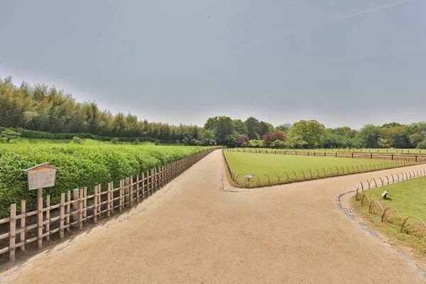 üç en ünlü bahçeleri olduğunu