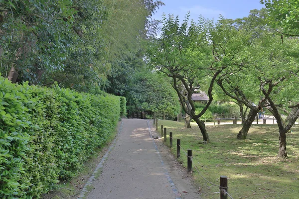 üç en ünlü bahçeleri olduğunu