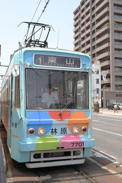 Τραμ Στην Πόλη Οκαγιάμα Δρόμου Στην Ιαπωνία — Φωτογραφία Αρχείου