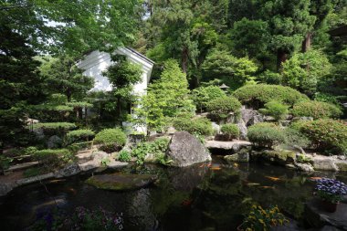 bir küçük Uka türbelerin Bahçe Fugenin Tapınak