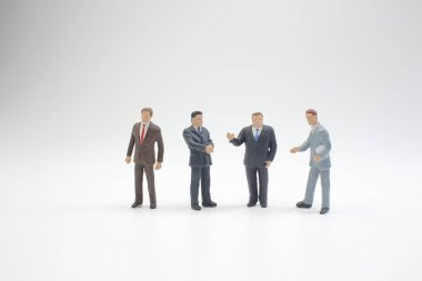 iş adamları el sallayarak yürütme