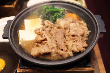 Japon mutfağı sıcak pot beed ile