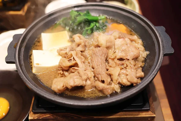 Japon mutfağı sıcak pot beed ile