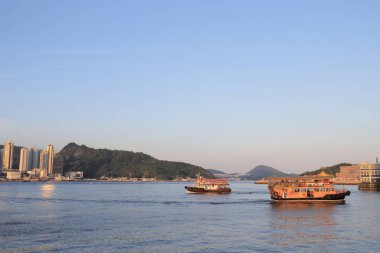 Hong Kong Adası 'nın Sai Wan Ho Ferry Pier yakınında