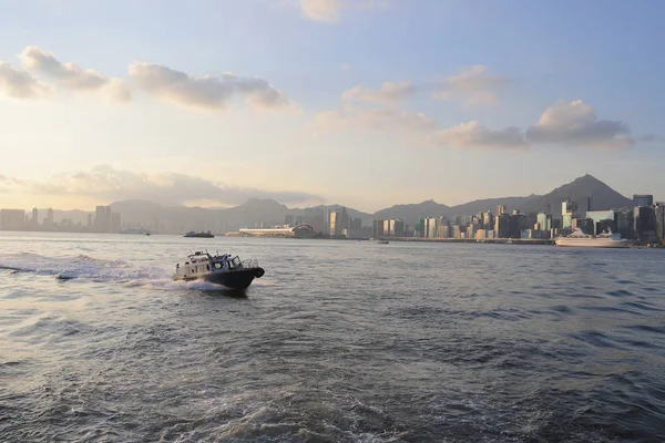 tarafından Kwun tong feribot sai wan ho