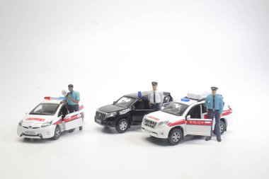 bir polis araba modeli şekil ile 