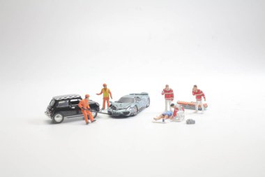 ölümcül kaza yolda sunan mini