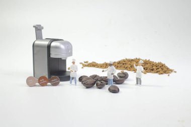 mini rakamlar makro kahve üzerinde çalışıyor