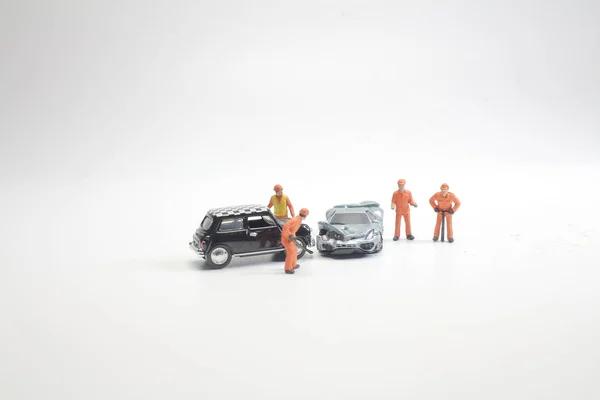 保险案例 破碎玩具汽车车 — 图库照片