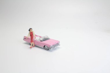 minyatür dünyasında alay