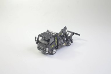 tow truc ile işçi figür