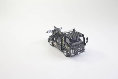 tow truc ile işçi figür