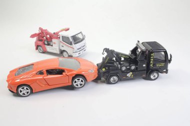 kırık aşağı ca yakınındaki mini kamyon işçisi