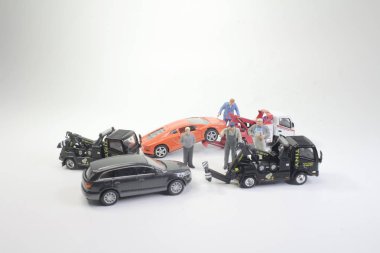 kırık aşağı ca yakınındaki mini kamyon işçisi