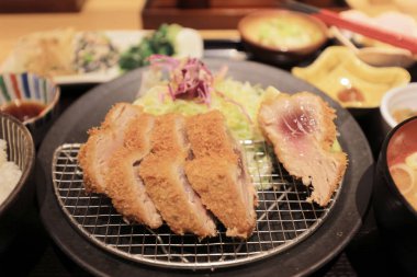 Japon mutfağı gıda pirzola balık seti