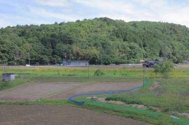 Ülke tarafında tramvay pencereden görüntüleme