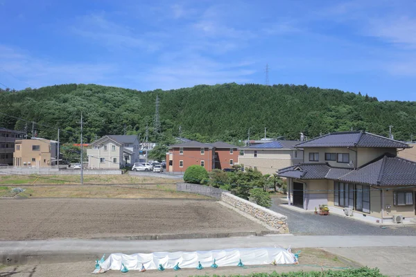 Ülke tarafında tramvay pencereden görüntüleme