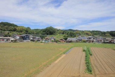 Ülke tarafında tramvay pencereden görüntüleme