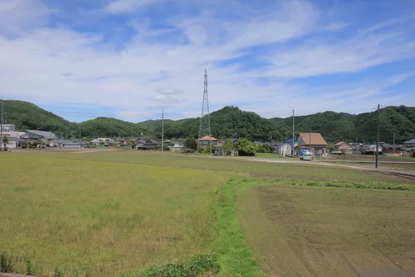 Ülke tarafında tramvay pencereden görüntüleme
