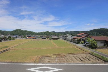 Ülke tarafında tramvay pencereden görüntüleme