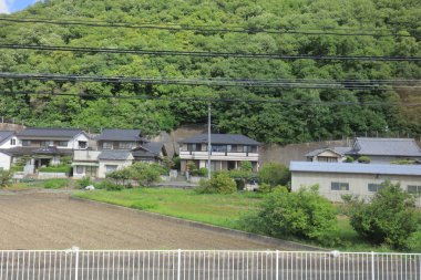 Ülke tarafında tramvay pencereden görüntüleme