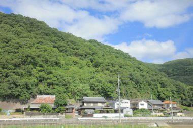 Ülke tarafında tramvay pencereden görüntüleme