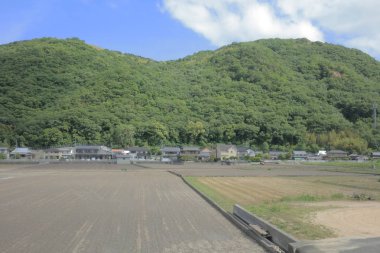 Ülke tarafında tramvay pencereden görüntüleme
