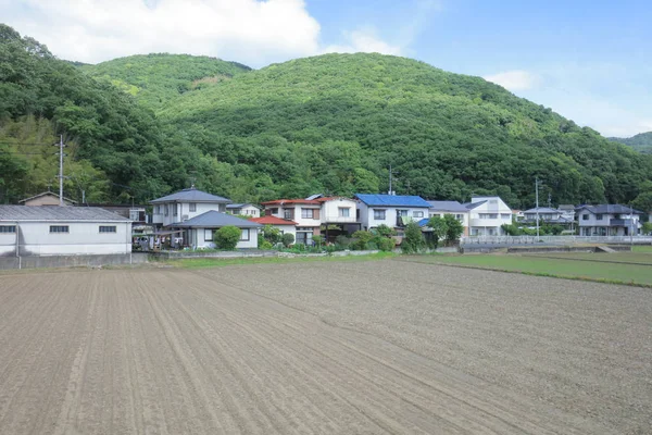 Ülke tarafında tramvay pencereden görüntüleme