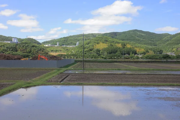 Ülke tarafında tramvay pencereden görüntüleme