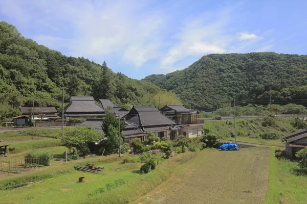 Ülke tarafında tramvay pencereden görüntüleme