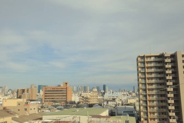 Şehir manzarası tramvay pencereden görüntüleme