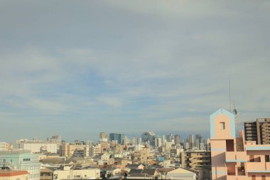 Şehir manzarası tramvay pencereden görüntüleme