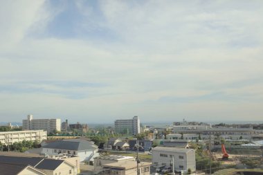 Şehir manzarası tramvay pencereden görüntüleme